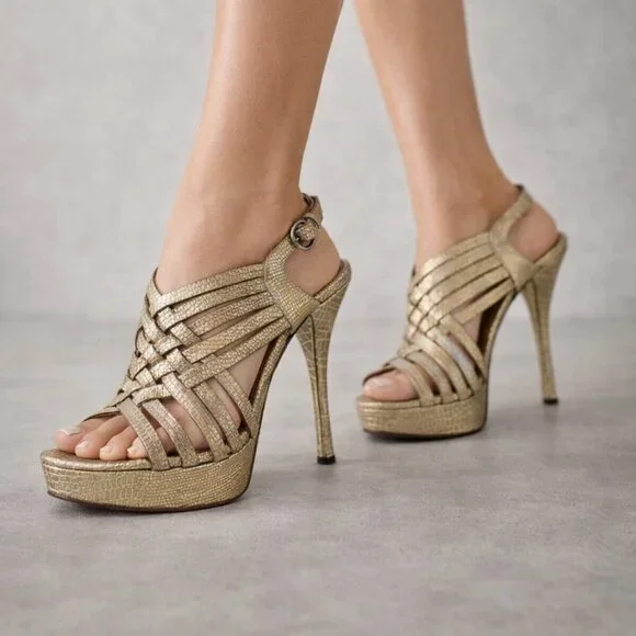 Vera Wang Lavender Label Metallic Platform Heels | 37.5 / US 7 - Picture 1 of 9